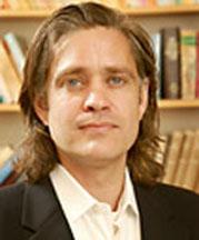 Headshot of Thomas Carlson