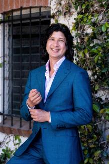 Headshot of William Elison